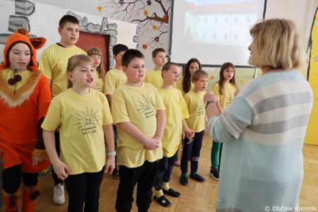 Osnovna šola 27. julij Kamnik že 40 let raste s prepričanjem, da če spoštujemo sebe, bomo znali spoštovati tudi druge (16)